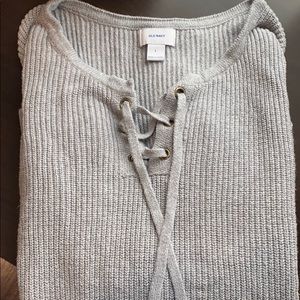 Gray Old Navy knit-top